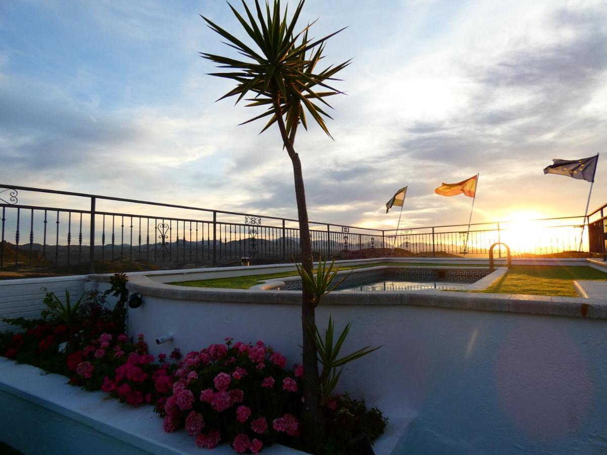 Hotel Sierra De Huesa Kültér fotó